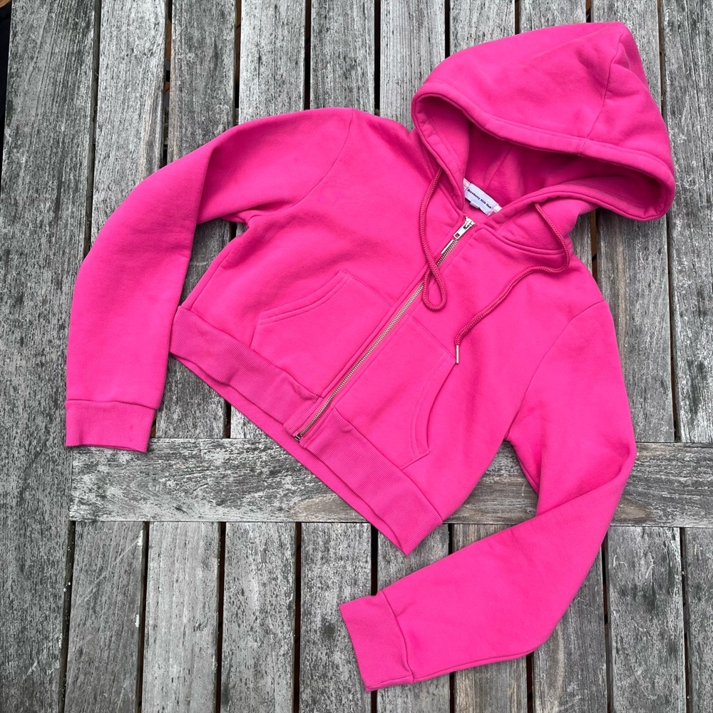 Strawberry Milk Mob Embroidered Cropped Zip-up Hoodie Sweatshirt